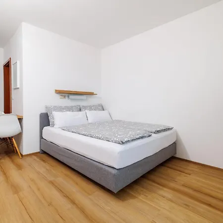 Апартаменты Jelka *