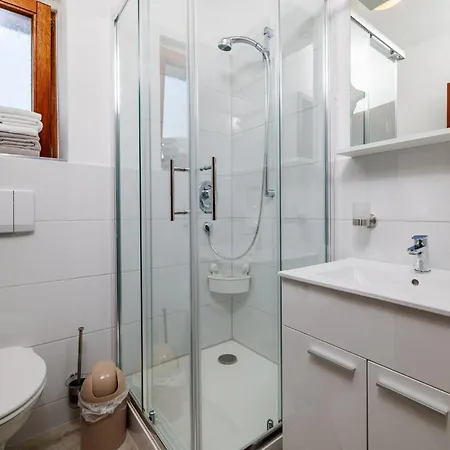 Jelka Цриквеница