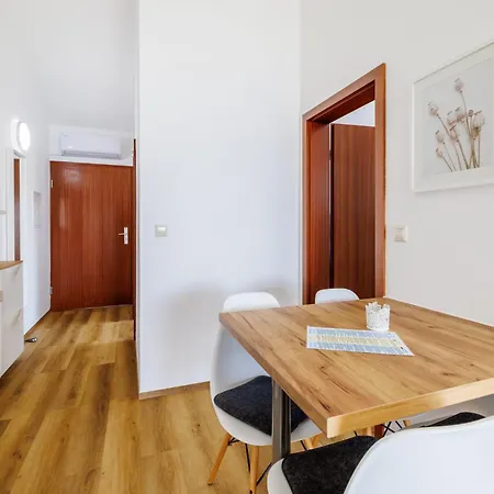 Jelka Цриквеница