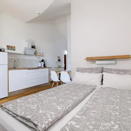 Jelka Апартаменты Цриквеница