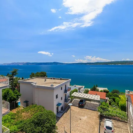 Jelka * Цриквеница