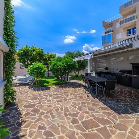 Апартаменты Jelka Цриквеница