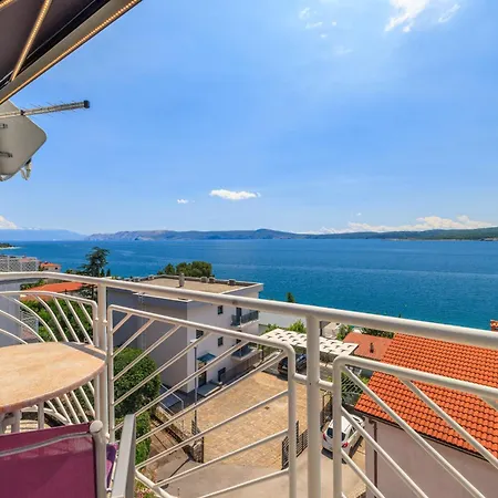 Jelka Apartament *